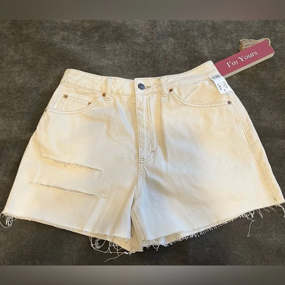 TOPSHOP A-Line Cream Denim Shorts Distressed Premium Denim Size US 8 NWT